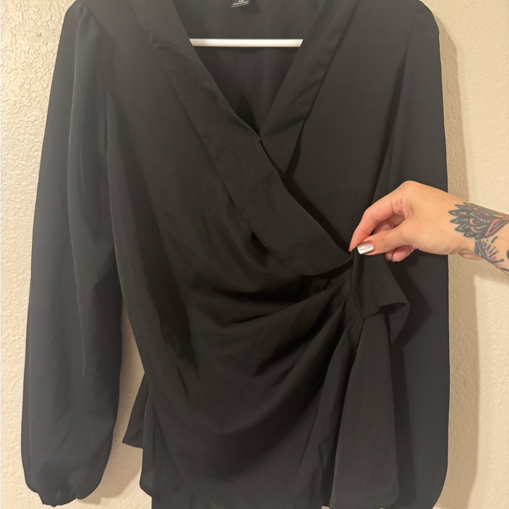 SHEIN Black Wrap Blouse